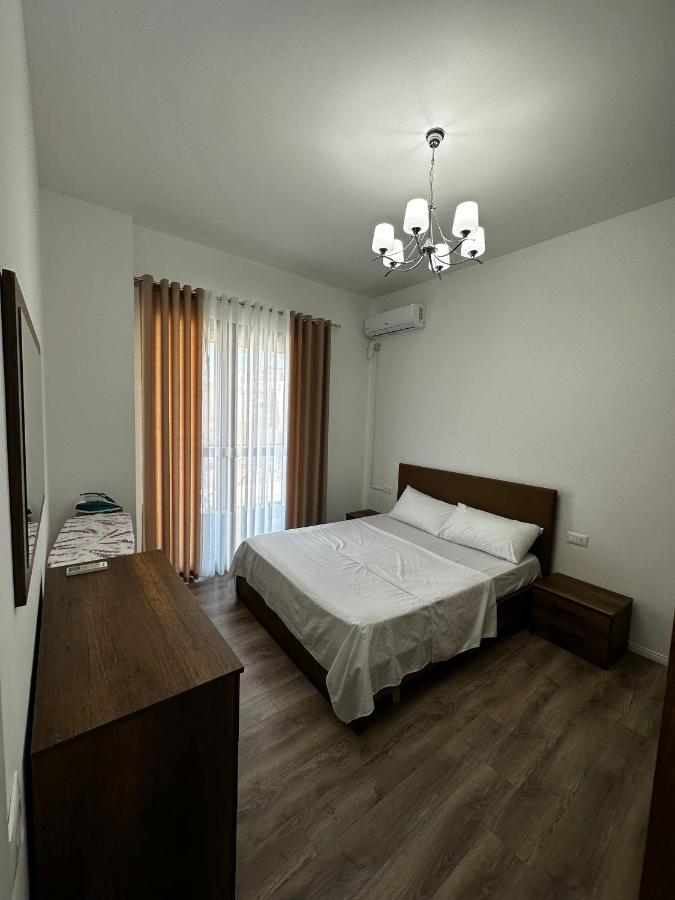 Myhouse At 21 Dhjetori Apartamento Tirana Exterior foto