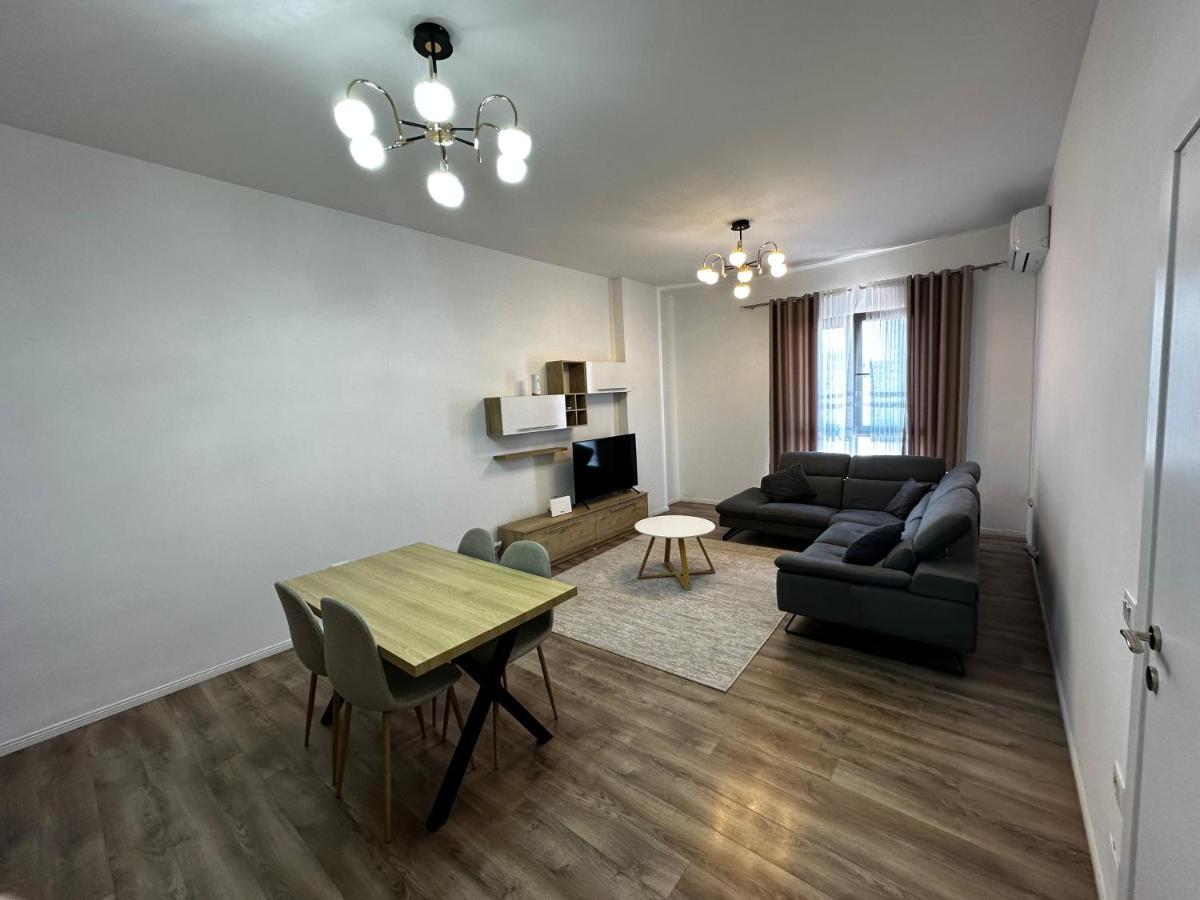 Myhouse At 21 Dhjetori Apartamento Tirana Exterior foto